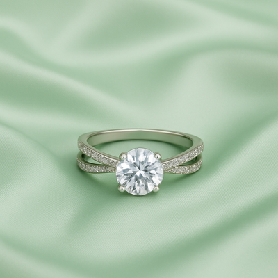 Clara Solitaire Ring