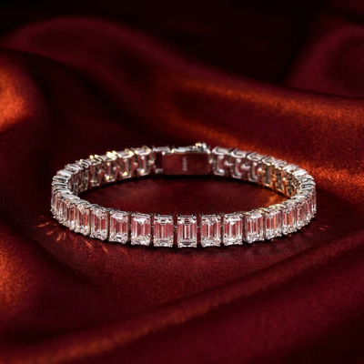 Emerald Glow Bracelet